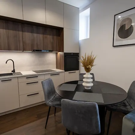 Prestige Apartmán *